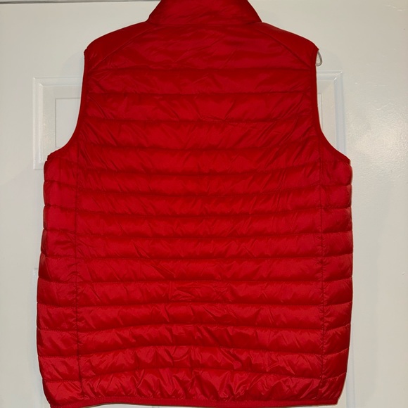Amazon Essentials Bold Red Vest - Picture 2 of 3